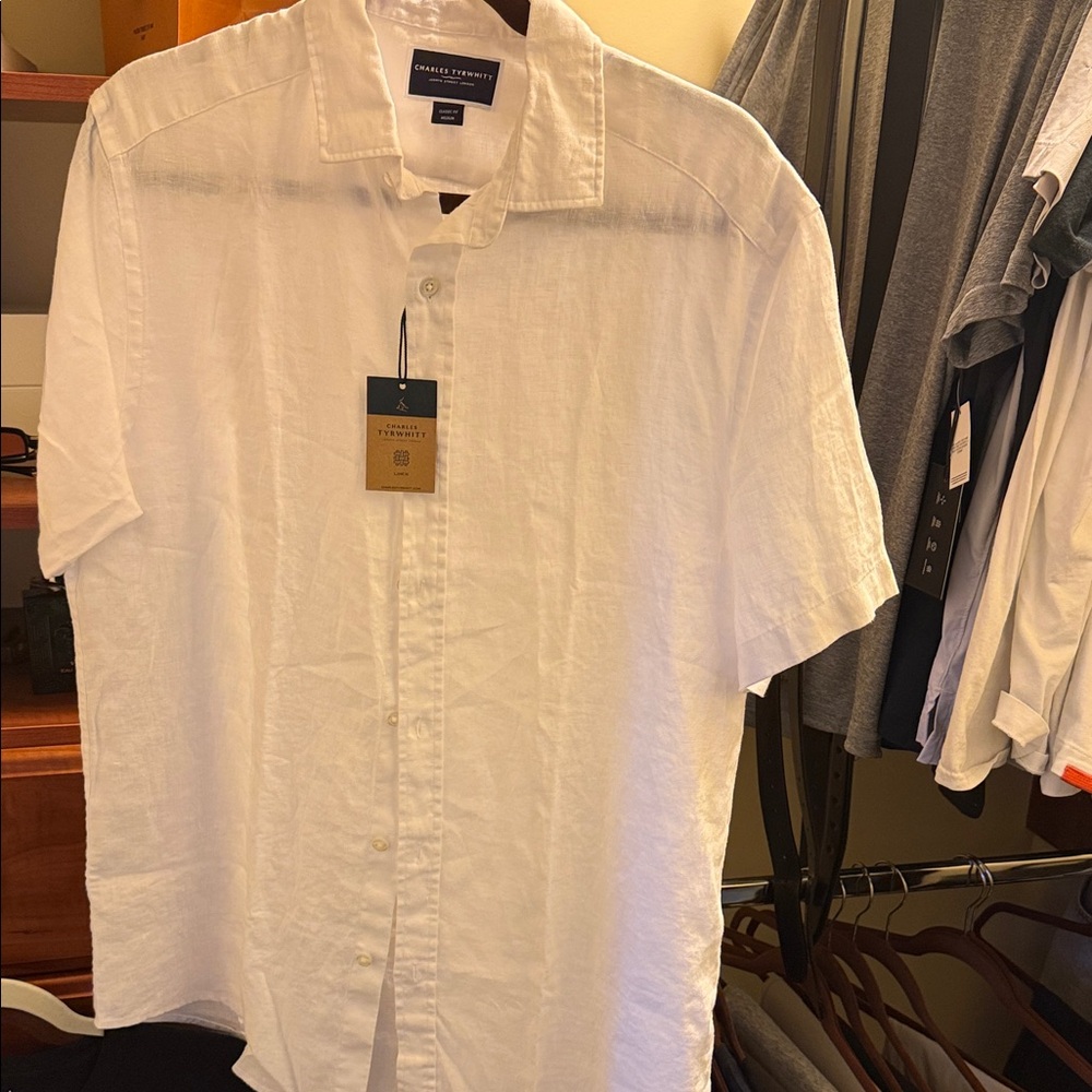 Charles Tyrwhitt Crisp White Button Down Shirt